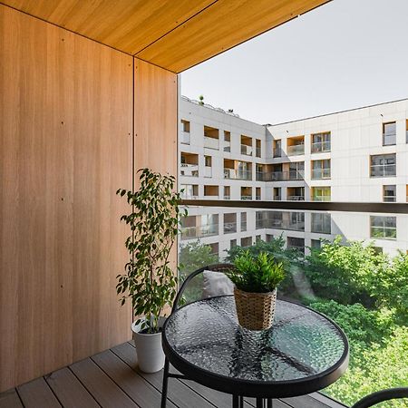 Superapart Kolejowa 49A Варшава Экстерьер фото
